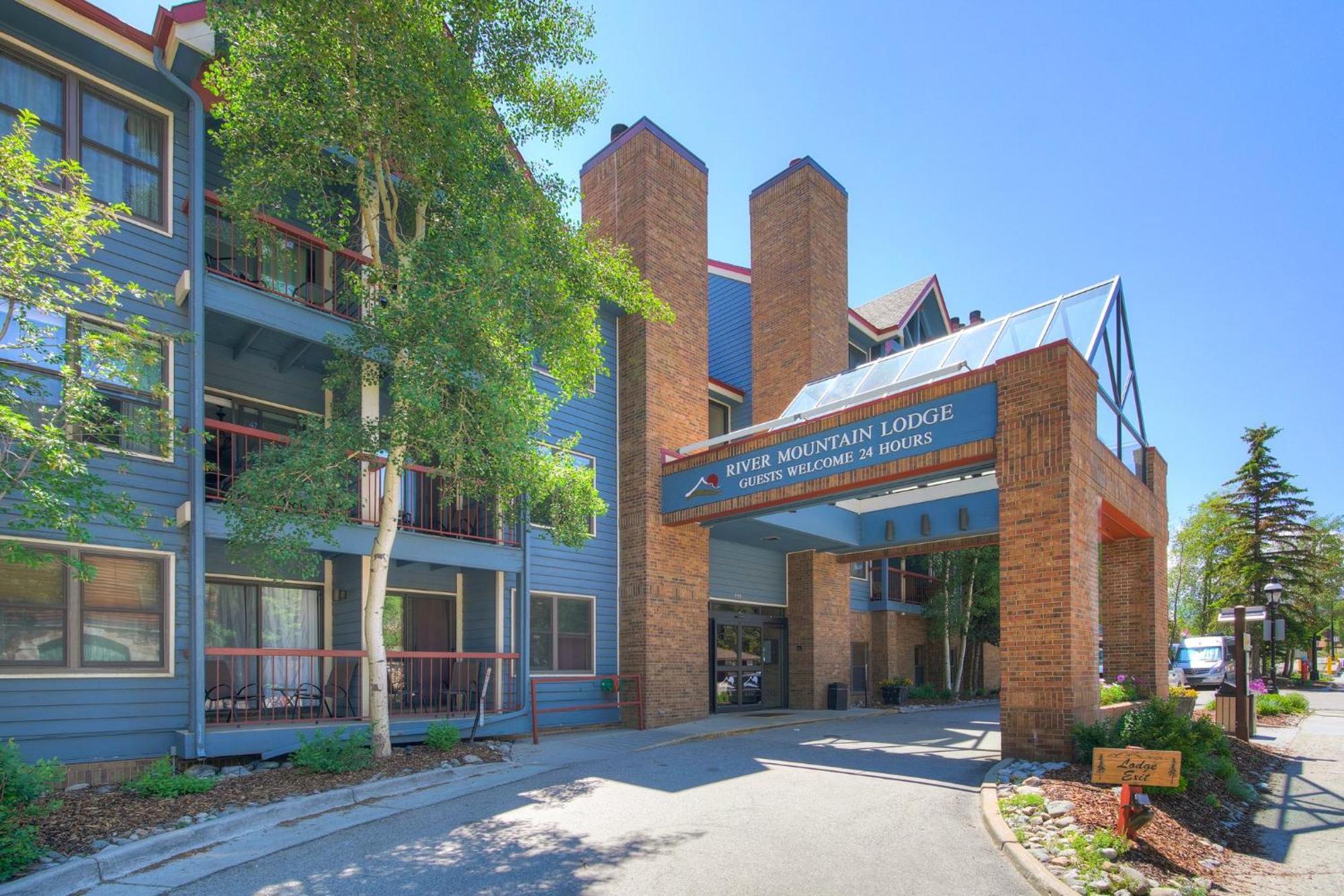 River Mountain Lodge By Breckenridge Hospitality Exterior photo