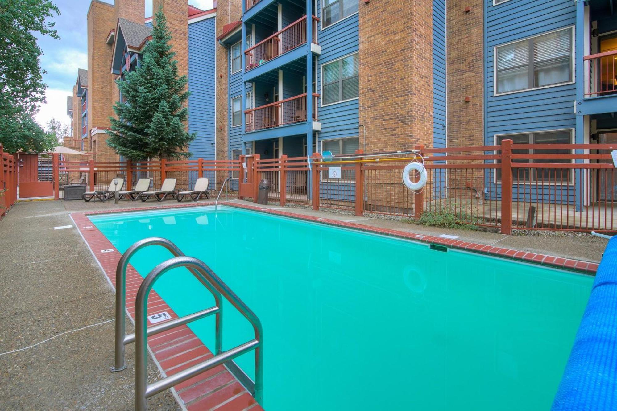 River Mountain Lodge By Breckenridge Hospitality Exterior photo