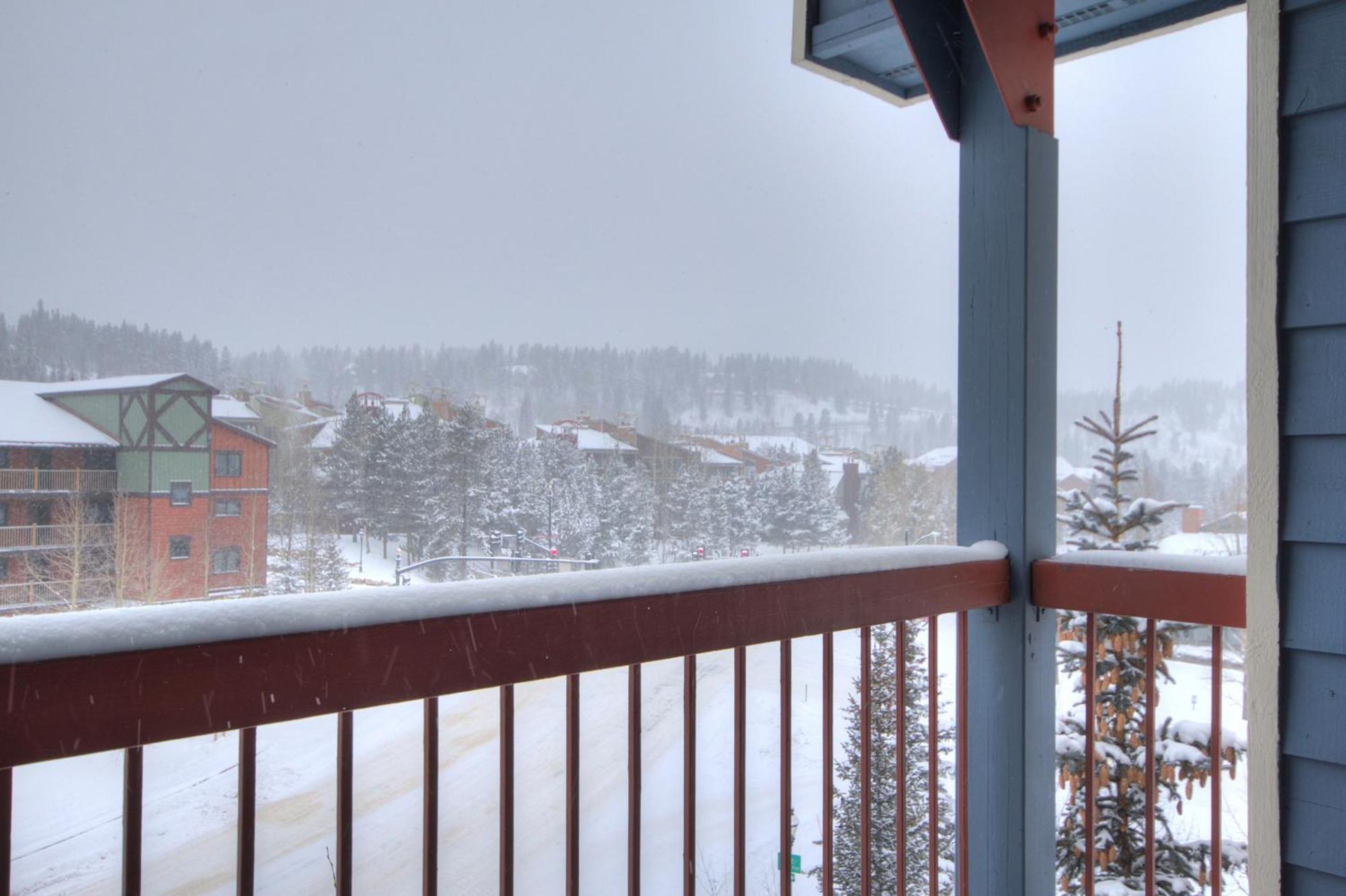 River Mountain Lodge By Breckenridge Hospitality Room photo