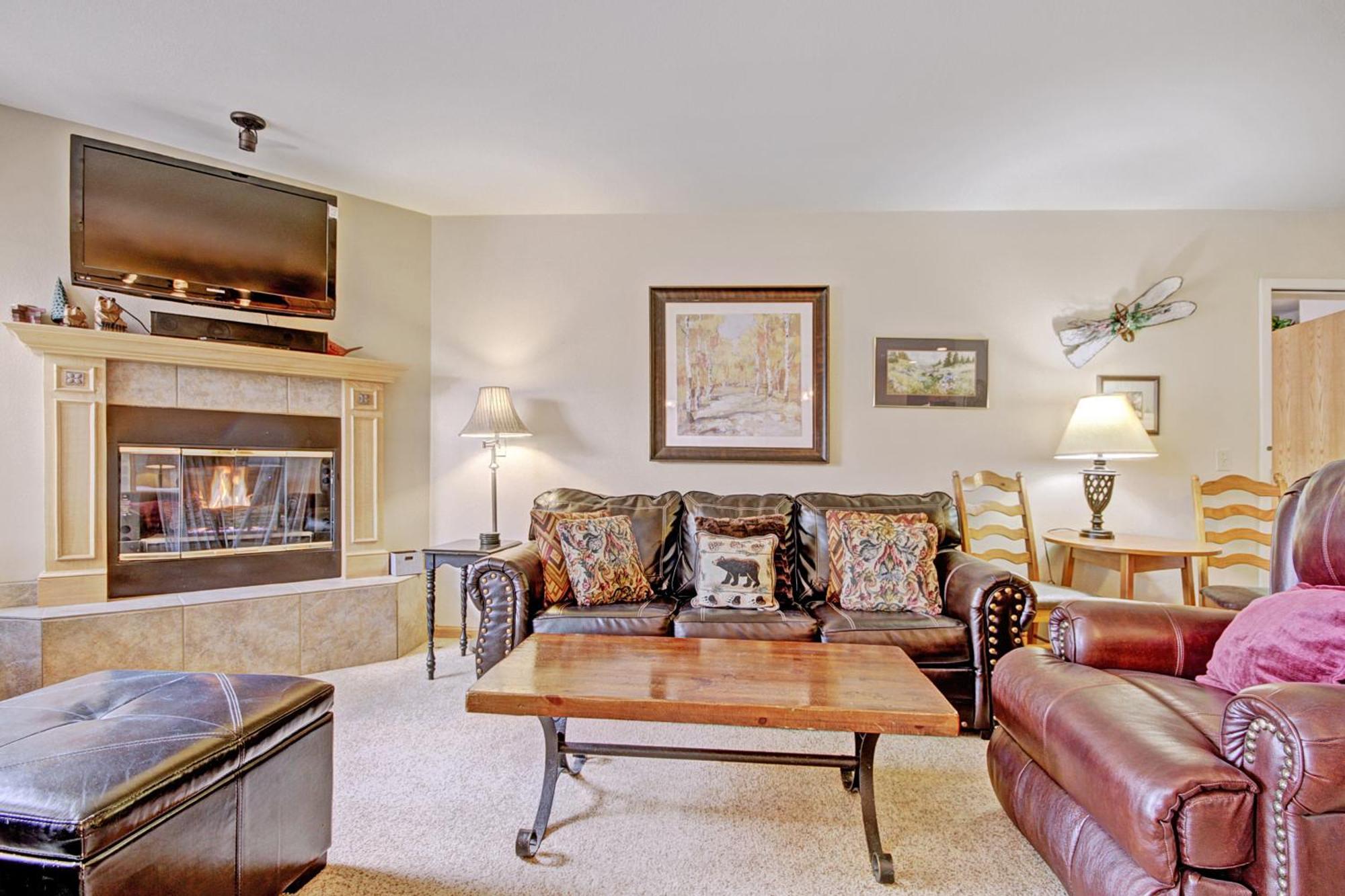 River Mountain Lodge By Breckenridge Hospitality Room photo