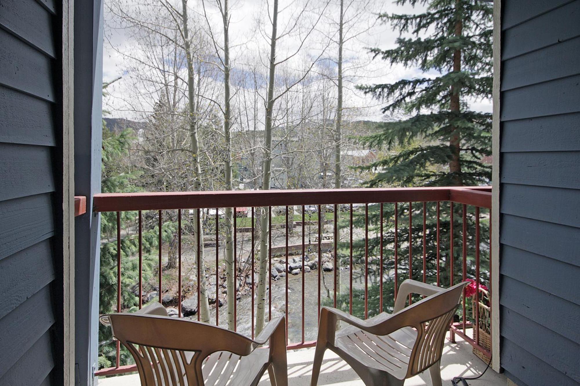 River Mountain Lodge By Breckenridge Hospitality Room photo