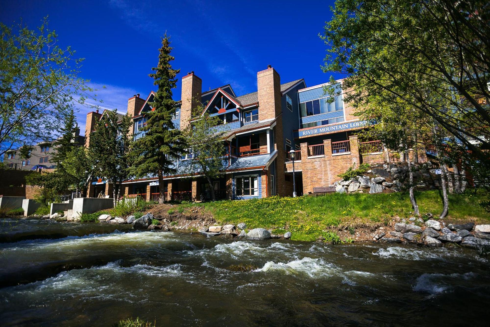 River Mountain Lodge By Breckenridge Hospitality Exterior photo